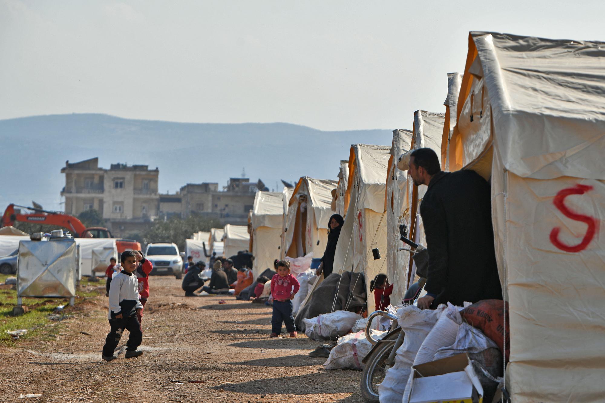 Nombre de Syriens vivent dans des tentes depuis le séisme. [afp - Rami al Sayed]