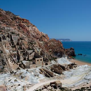 Exploitation minière à Milos. [©Thierry Basset]