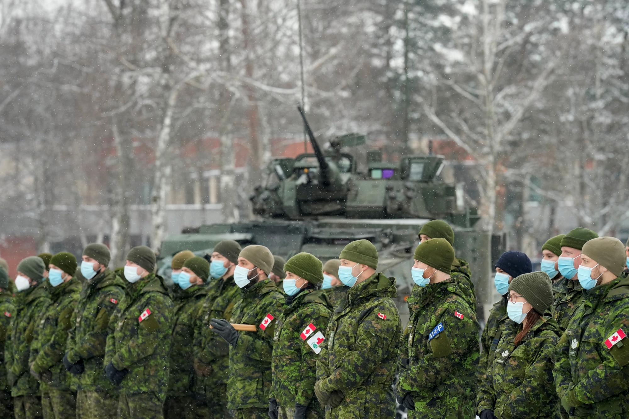 Des soldats canadiens du groupement tactique l'Otan en Lettonie, photographiés le 3 février 2022. [reuters - Ints Kalnins]