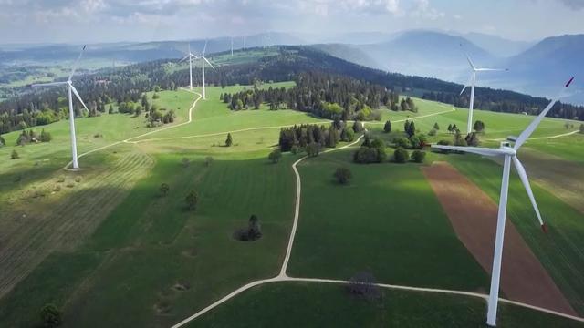 Recours au Tribunal fédéral des opposants au parc éolien des "Quatre Bornes". [RTS]