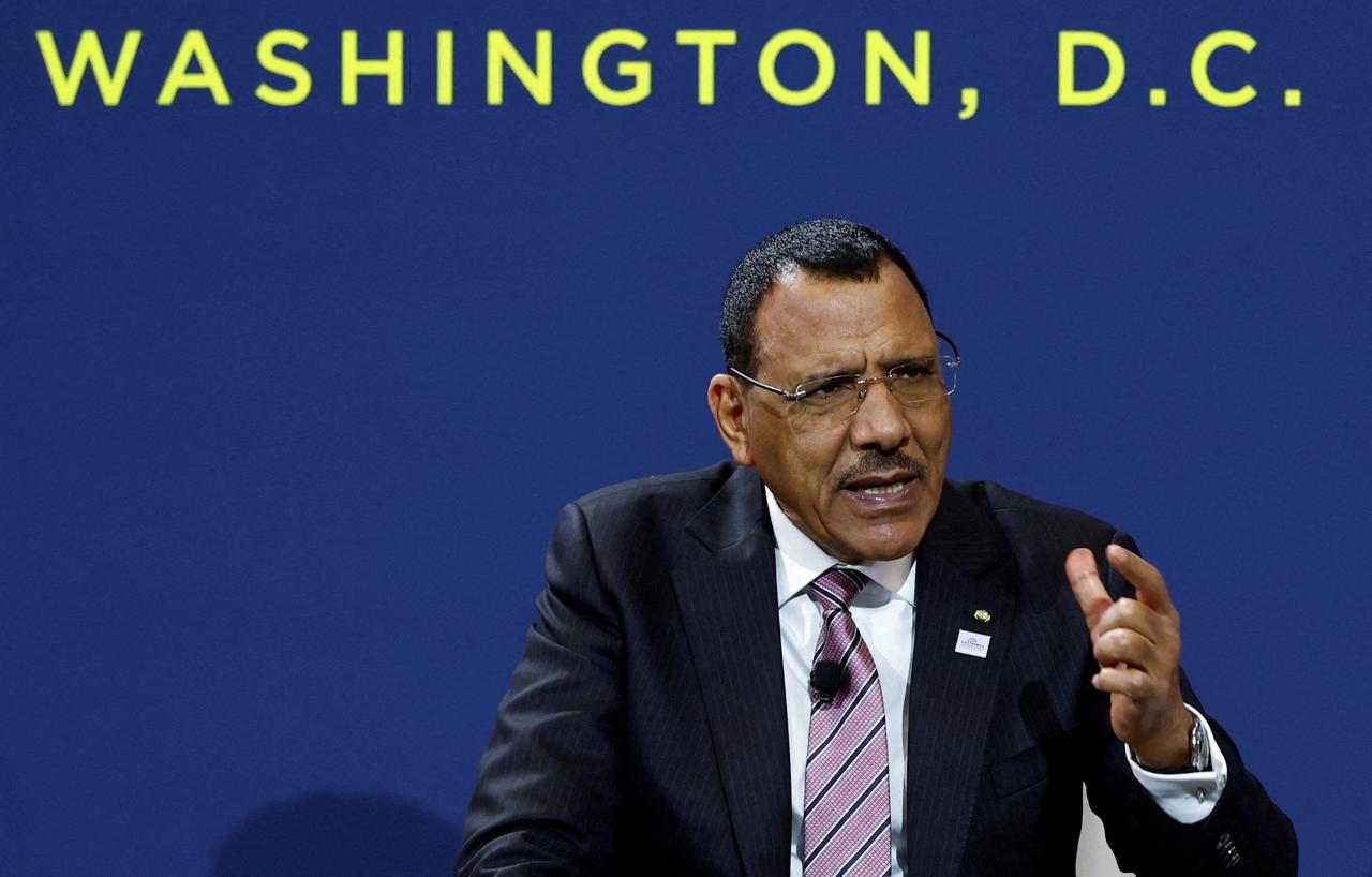 Le président nigérien Mohamed Bazoum photograpghié ici à Washington le 13 décembre 2022. [reuters - Evelyn Hockstein]