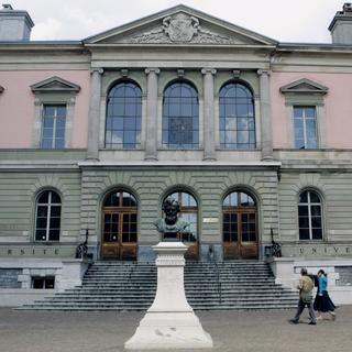 L'entrée du bâtiment des Bastions de l'Université de Genève. [Keystone - Salvatore Di Nolfi]