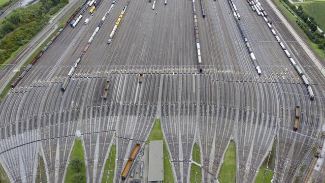 Comment la sécurité des trains de marchandises est-elle assurée en Suisse? [Keystone - Gaetan Bally]