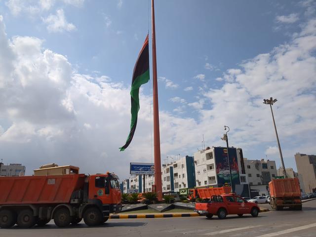 Défilé de poids lourds à Misrata, après 15 jours de mission à Derna. [Ariane Lavrilleux]