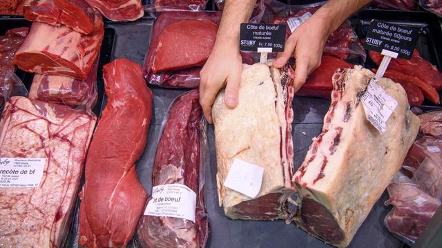 De la viande de boeuf photographiée en vitrine dans une boucherie de Vevey. [keystone - Laurent Gillieron]