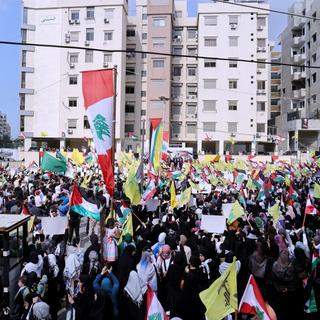 Des partisans du Hezbollah rassemblés à Beyrouth le 13 octobre 2023. [AFP - Anwar Amro]