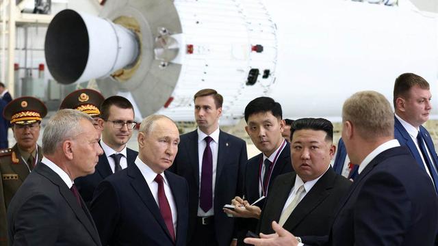 Le président russe Vladimir Poutine et Kim Jong Un se sont retrouvés au cosmodrome de Vostotchny. [Reuters]