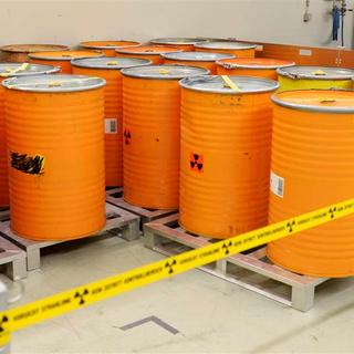 Les déchets nucléaires sont collectés et traités dans le dépôt fédéral à Würenlingen (AG). [Keystone]