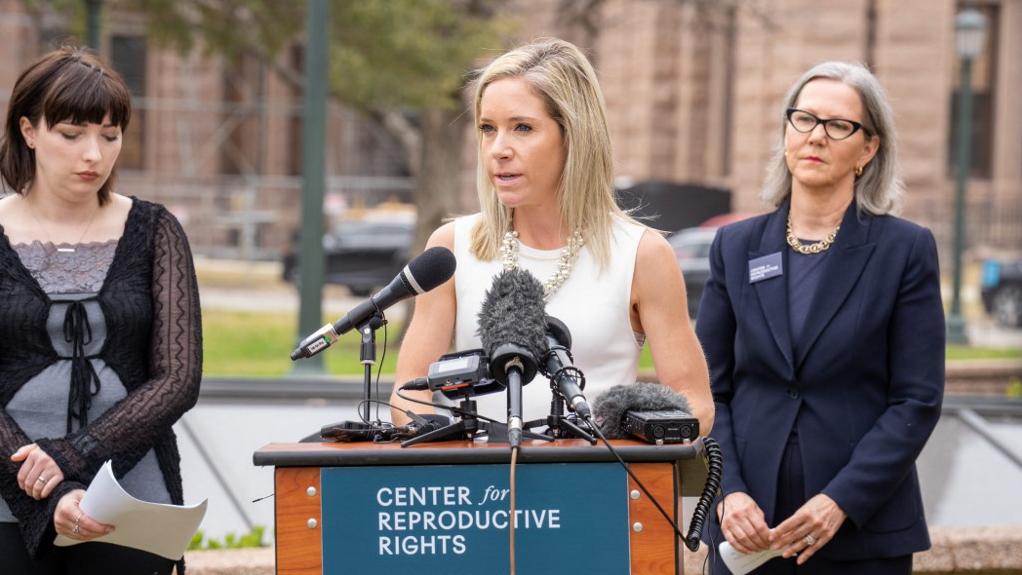 Amanda Zurawski et d'autres femmes à qui un avortement a été refusé au Texas malgré de graves complications durant leur grossesse ont livré des témoignages douloureux. [AFP - Suzanne Cordeiro]