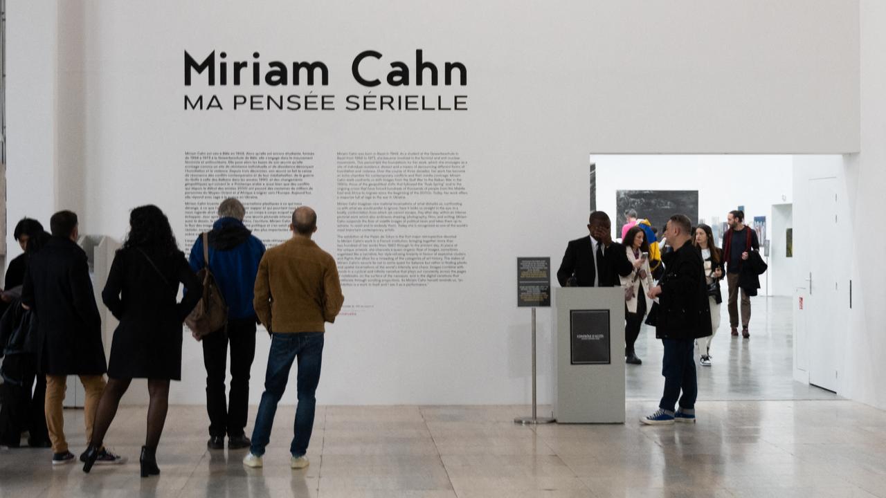 Le tableau de la Suissesse Miriam Cahn, au coeur d'une polémique à Paris, a été dégradé. [HANS LUCAS VIA AFP - SANDRINE MARTY]