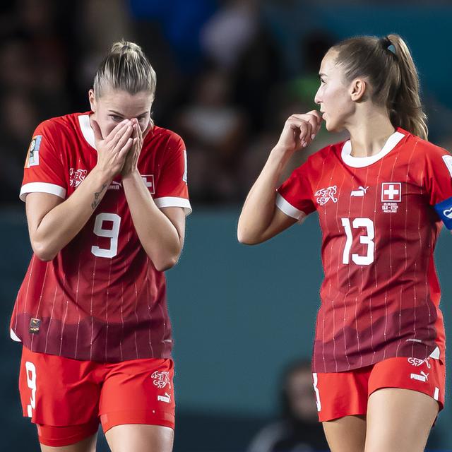Football féminin: la Suisse espère prendre sa revanche face à l’Espagne. [Keystone - Michael Buholzer]