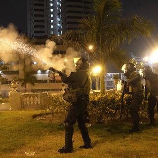 Pérou: instabilité politique et brutalité policière. [Keystone - AP Photo/Martin Mejia]