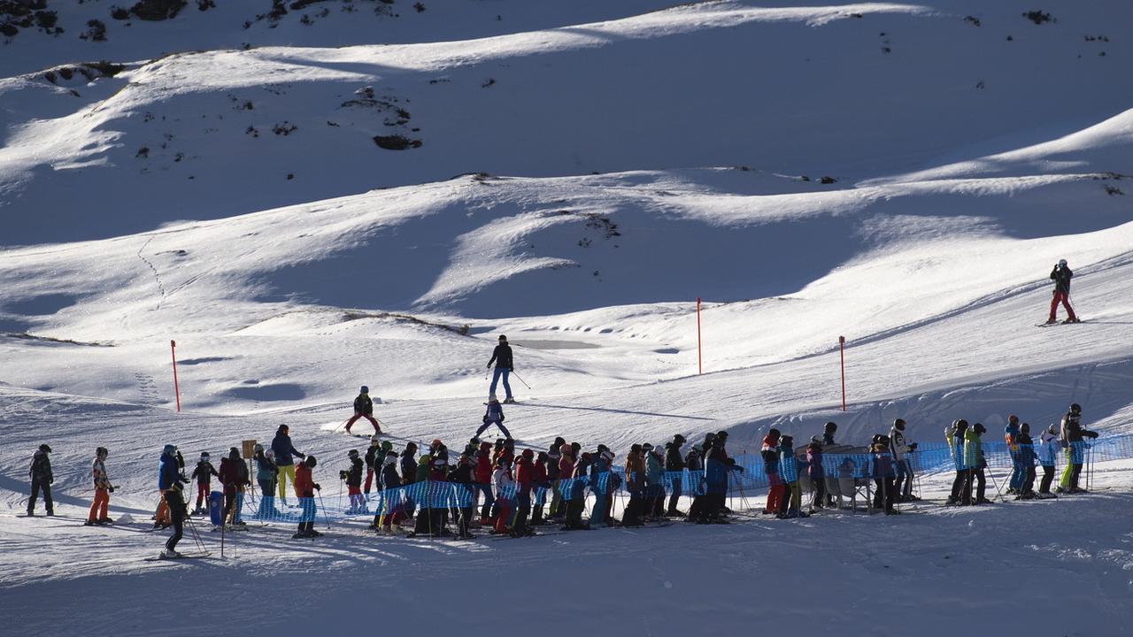 Les pistes de ski d'Arosa, dans les Grisons. [Keystone - Gian Ehrenzeller]