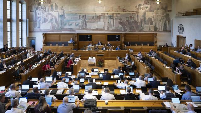 Le Grand Conseil bernois en séance le 13.09.2022. [Keystone - Anthony Anex]