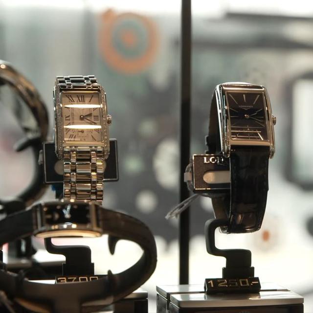 Le march gris des montres de luxe prix exorbitants et petits