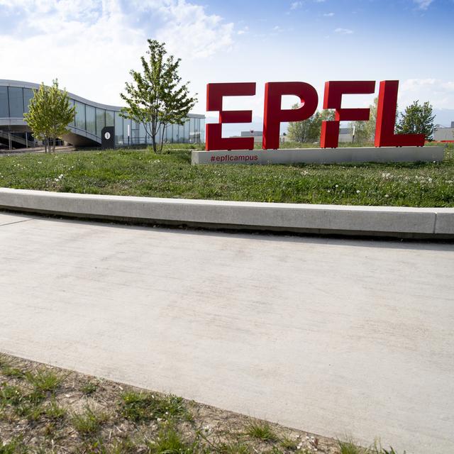 Le logo de l'EPFL. [Keystone - Laurent Gillieron]