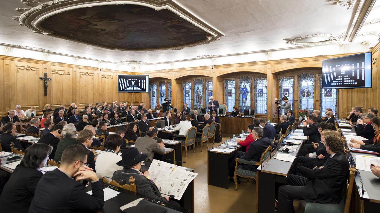 La salle du Grand Conseil Fribourgeois, le 15 décembre 2016. [Keystone - Anthony Anex]