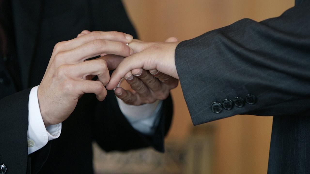 L'Eglise d'Angleterre vote en faveur d'une bénédiction des couples homosexuels. (Image d'illustration) [Keystone - Martial Trezzini]