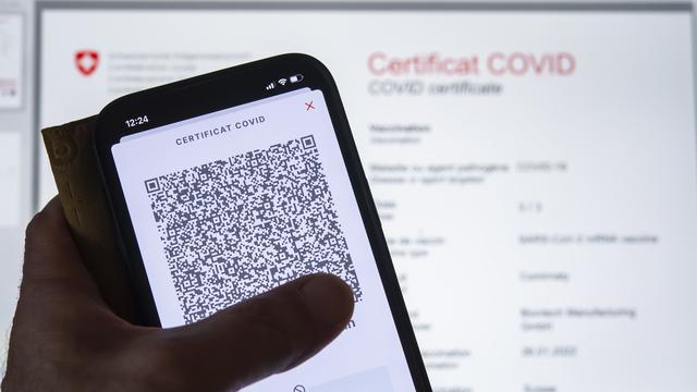 Les certificats Covid-19 ne seront plus émis ni vérifiés en Suisse [Keystone - Martial Trezzini]