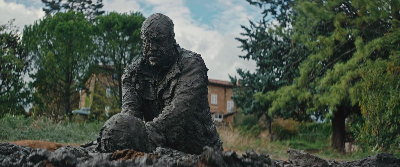 Scène tirée du film "Vincent doit mourir" de Stéphan Castang (2023). [Capricci]