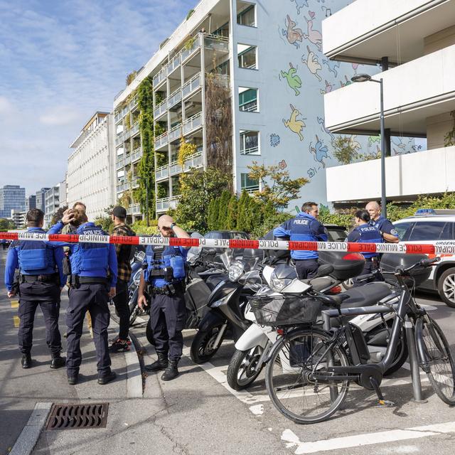 L’alarme qui a résonné en fin de matinée était une alerte bien spécifique, l’alarme "AMOK", un dispositif qui sert à prévenir de la présence d’un tireur. [keystone - Salvatore Di Nolfi]