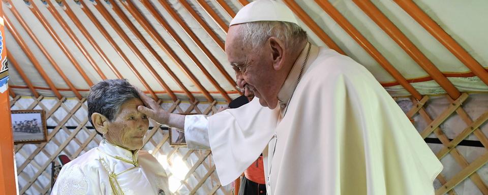 Samedi 2 septembre: Le pape François est en visite en Mongolie. [Keystone - EPA/Vatican media]