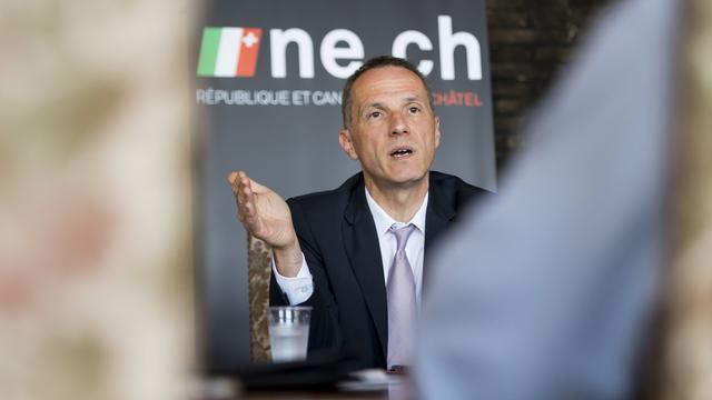 Le conseiller d'Etat neuchâtelois Laurent Kurth avait annoncé sa démission pour la fin février 2024. [Keystone - Jean-Christophe Bott]