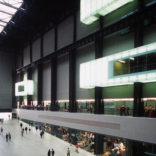 A Londres, la Tate Modern a été imaginée par les Suisses Herzog et De Meuron. [Keystone - Martin Ruetschi]