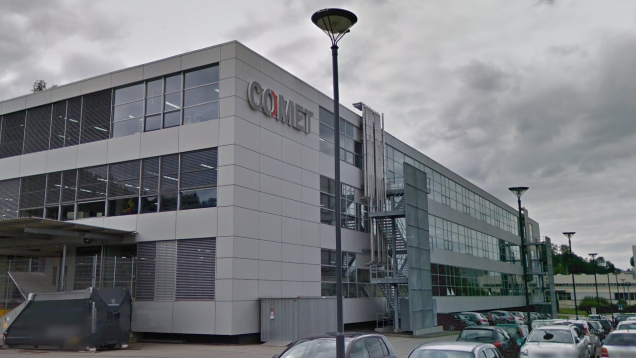 L'entreprise Comet va mettre 150 employés au chômage partiel à Flamatt [Google Maps]