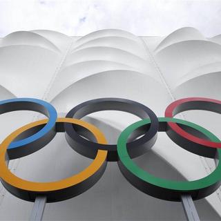 Les anneaux olympiquesLes anneaux olympiques ne s'exposeront pas sur les montagnes helvétiques [AP]