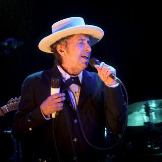 Le chanteur américain Bob Dylan, ici sur scène à Benicassim en Espagne, le 13 juillet 2012. [Keystone - Domenech Castello]