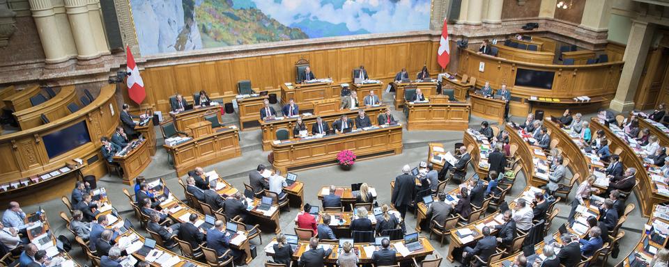 La salle du Conseil national vue depuis la tribune des visiteurs. [Keystone - Anthony Anex]