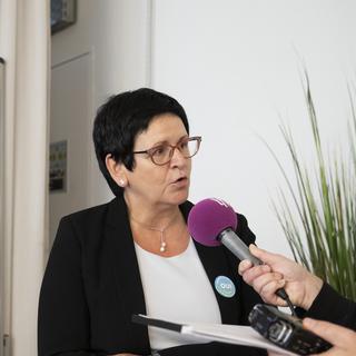 Sophie Ley, présidente de l'Association suisse des infirmières et infirmiers (ASI), lors du lancement de l'initiative sur les soins, le mercredi 6 octobre 2021. [Keystone - Peter Klaunzer]
