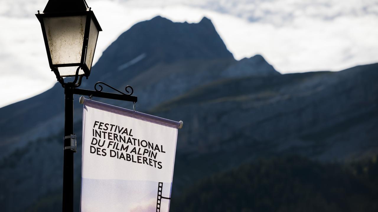 Affluence record pour le 54e Festival international du film alpin des Diablerets. [Keystone - Jean-Christophe Bott]