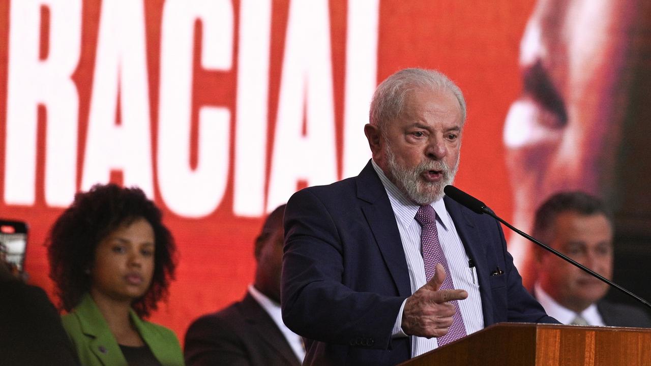 Le président brésilien Lula a présenté le programme de quotas à Brasilia, 21.03.2023. [EPA/Keystone - Andre Borges]