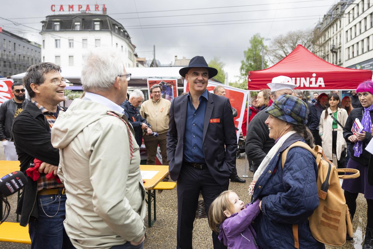 Le président de la Confédération Alain Berset à Bienne pour le 1er Mai. [Keystone - Peter Klaunzer]