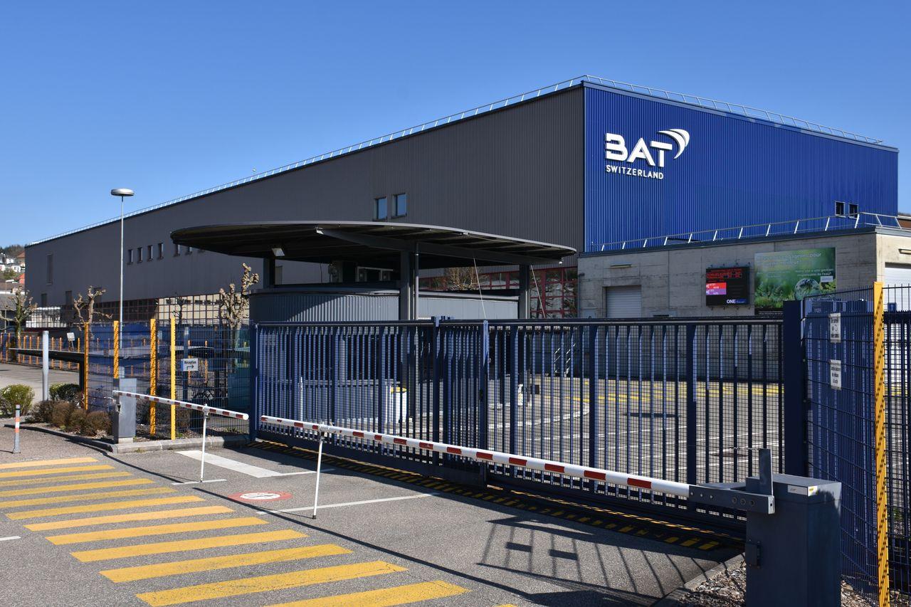 L'entrée de l'usine BAT à Boncourt (JU). [RTS - Gaël Klein]