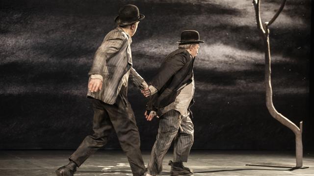 "En attendant Godot" dans la mise en scène d'Alain Françon au Théâtre de Carouge. [Théâtre de Carouge - Jean-Louis Fernandez]