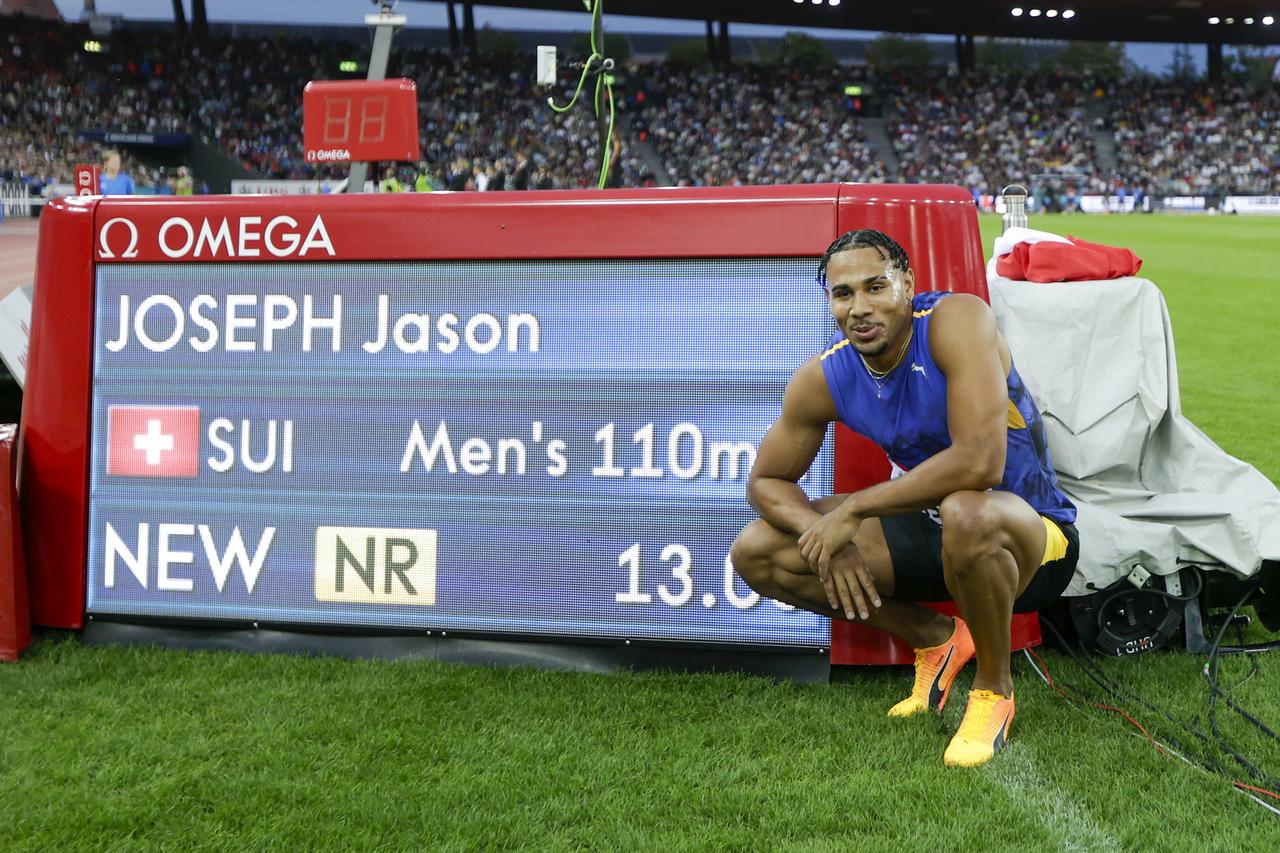 Jason Joseph prend la pose devant son record. [Marc Schumacher/freshfocus - Marc Schumacher]