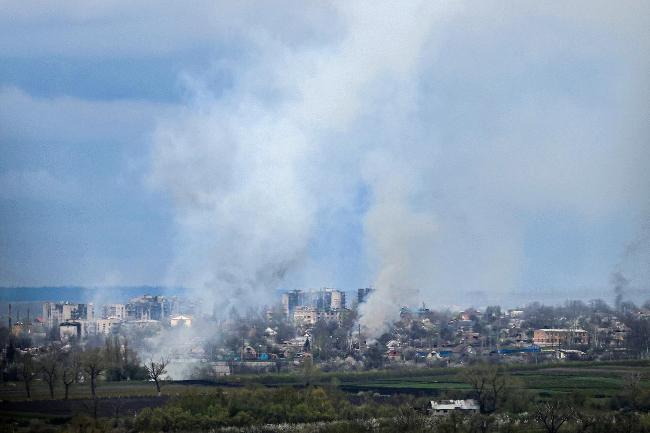 Samedi, la milice russe Wagner et les forces du Kremlin ont annoncé la prise de Bakhmout, mais la situation reste floue. [AFP - ANATOLII STEPANOV]