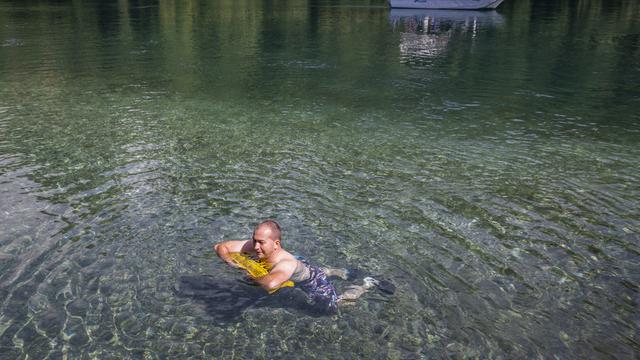 Genève compte déjà cinq morts et un disparu dans ses eaux en quelques jours 8image d'illustration). [Keystone - Martial Trezzini]