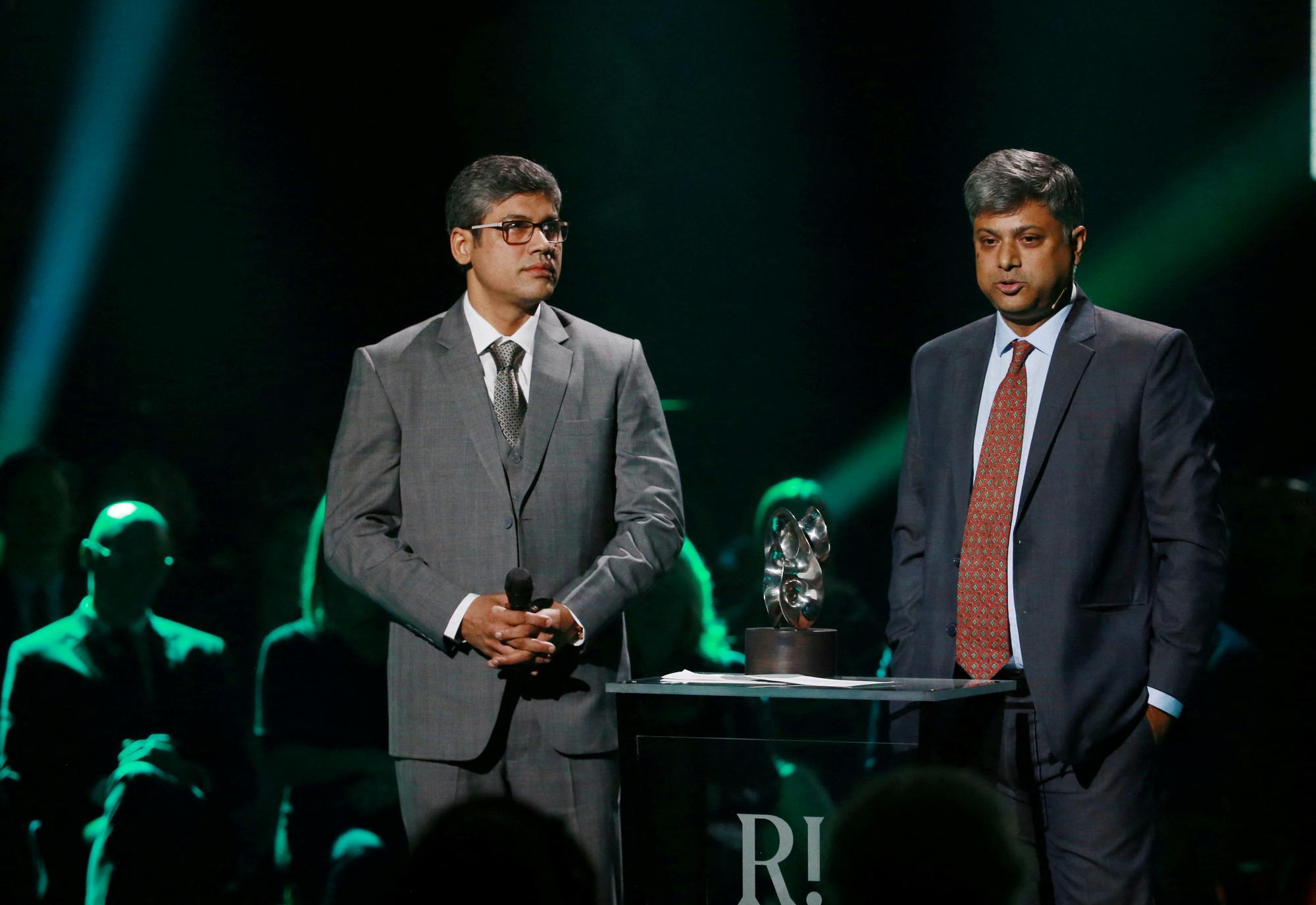 Ritwick Dutta (à droite) a fondé en 2005 avec un autre avocat, Rahul Choudhary, le centre Legal Initiative for Forest and Environment (LIFE). [TT NEWS AGENCY VIA AFP - SOREN ANDERSSON]