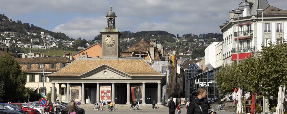 La place du marché à Vevey. [KEYSTONE - NOEMI CINELLI]