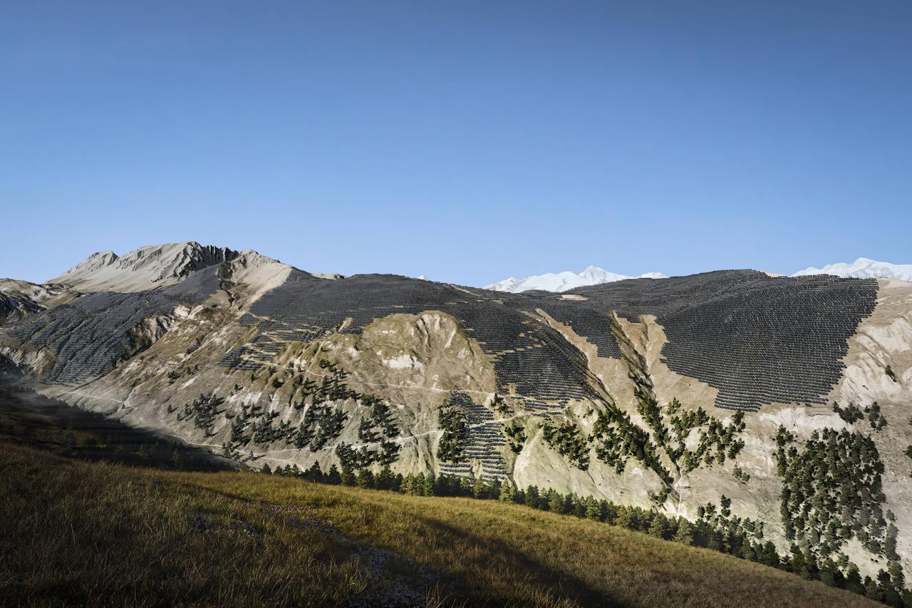 Une image de synthèse du futur parc solaire de Grengiols (VS) dans son état initial, avant le redimensionnement. A gauche, le Bättlihorn, 2951 m. [DR - Grengiols-solar]