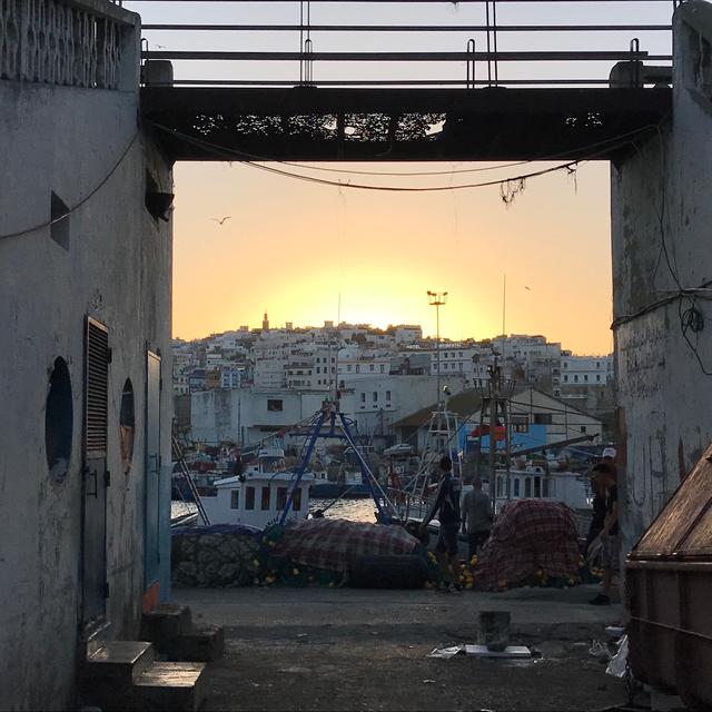 Le vieux port de pêche de Tanger en 2018, qu'a bien connu Mohamed Mrabet avant sa destruction et son déplacement. [RTS - Camille Marigaux]