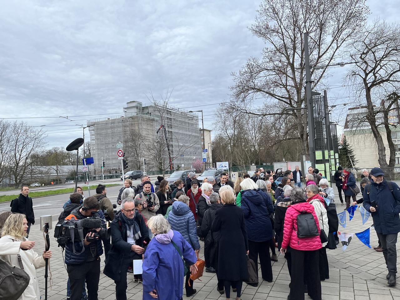 Les Aînées pour la protection du climat devant la Cour européenne des droits de l'Homme. [RTS - Mathieu Henderson]