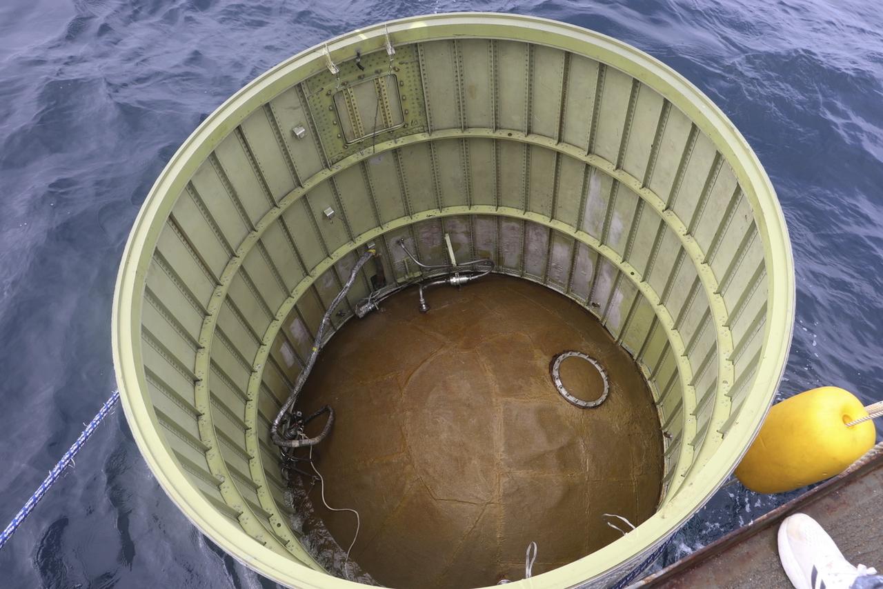 L'engin s'est abîmé dans la mer loin au large des côtes de la Corée du Sud. [Keystone/AP - South Korea Defense Ministry]