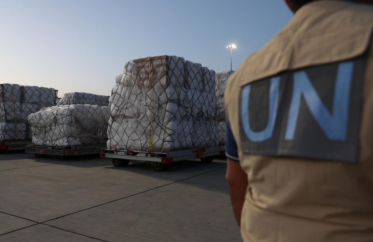 Des cargaisons d'aide humanitaire destinée aux victimes du conflit au Soudan. [EPA - Ali Haider]