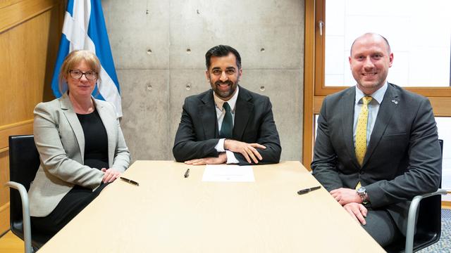 L'indépendantiste Humza Yousaf élu Premier ministre écossais par le Parlement local. [AFP - JANE BARLOW]