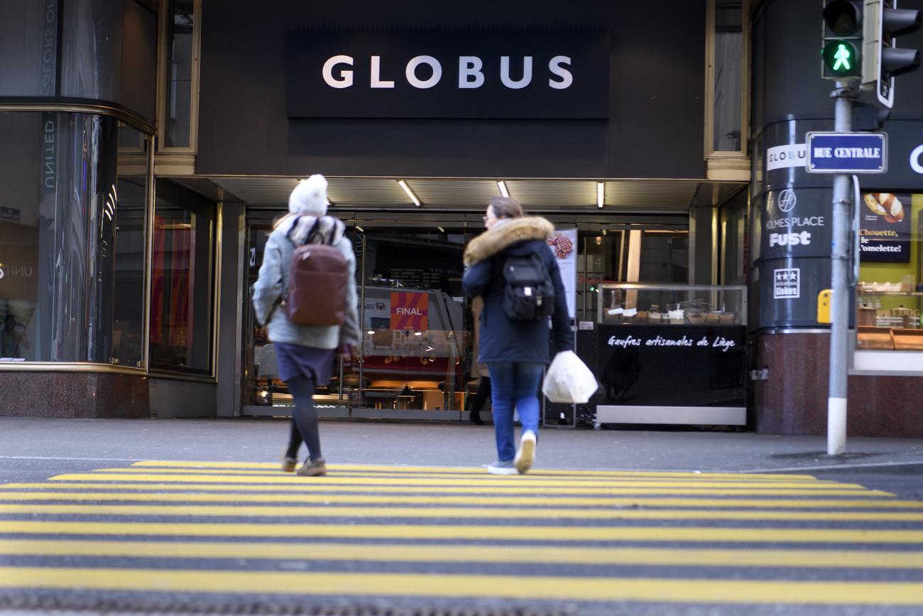L'enseigne du magasin de luxe Globus, à Lausanne. [Keystone - Laurent Gilliéron]